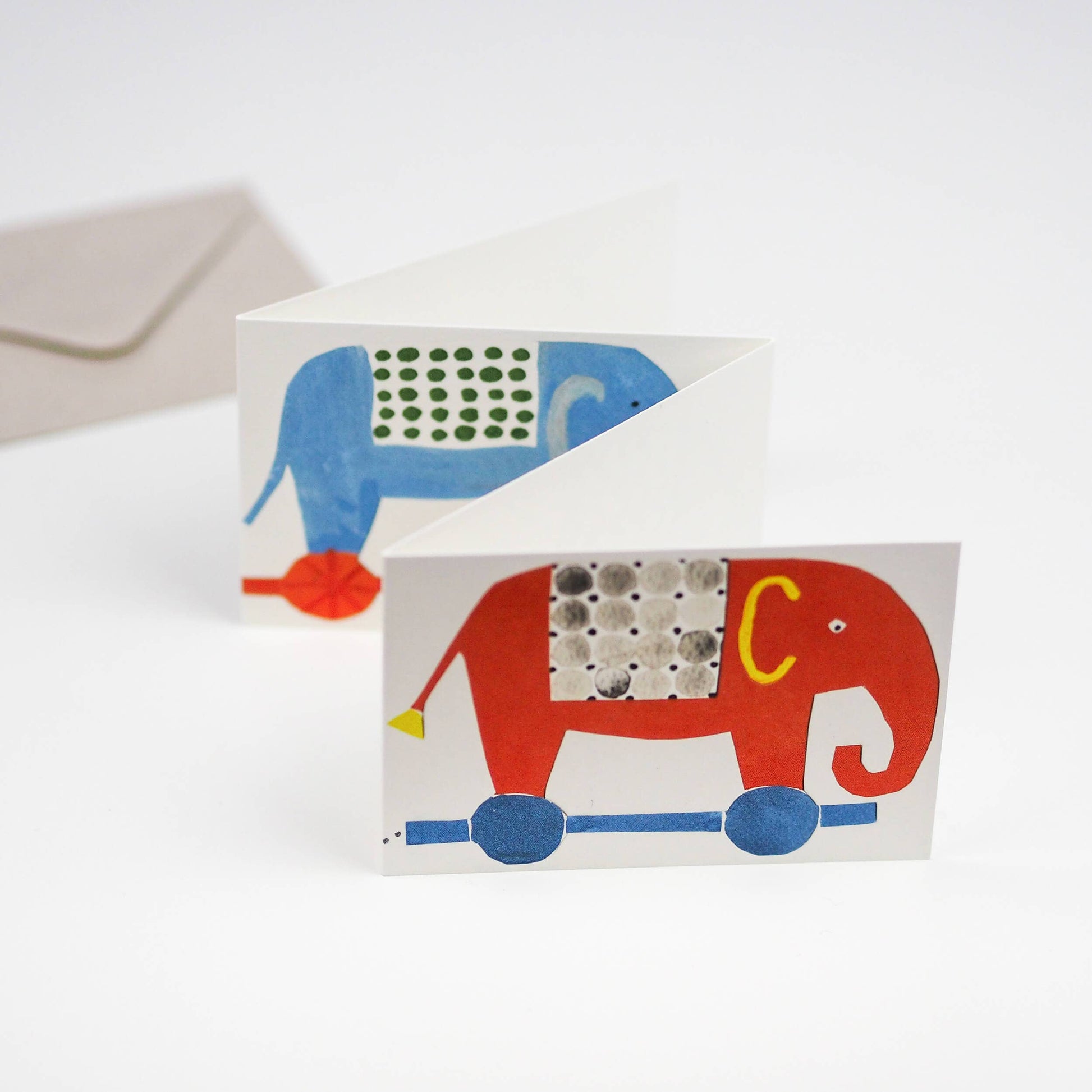 Elephant_concertina_card_by_Hadley Paper Goods