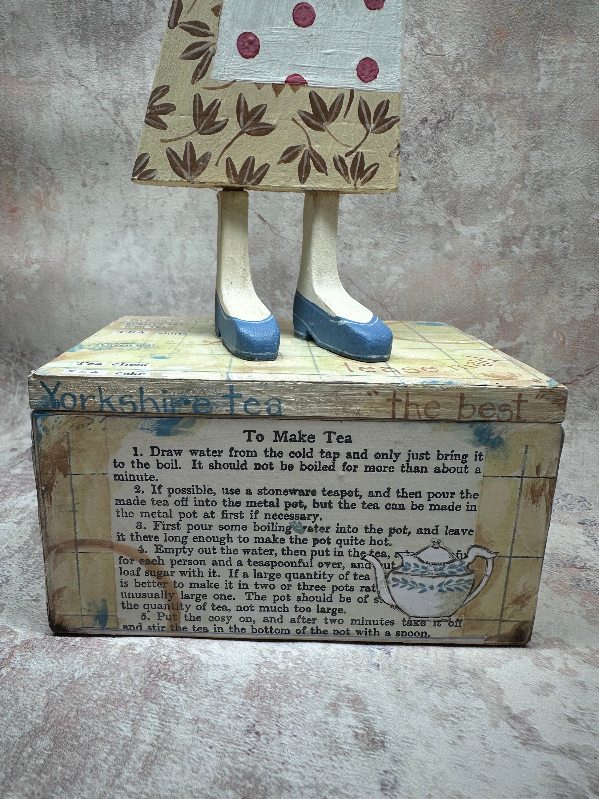 Lynn Muir sculpture for Portrait of a Northern town in Heart Gallery Hebden Bridge